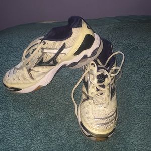 Used Volleyball Shoes